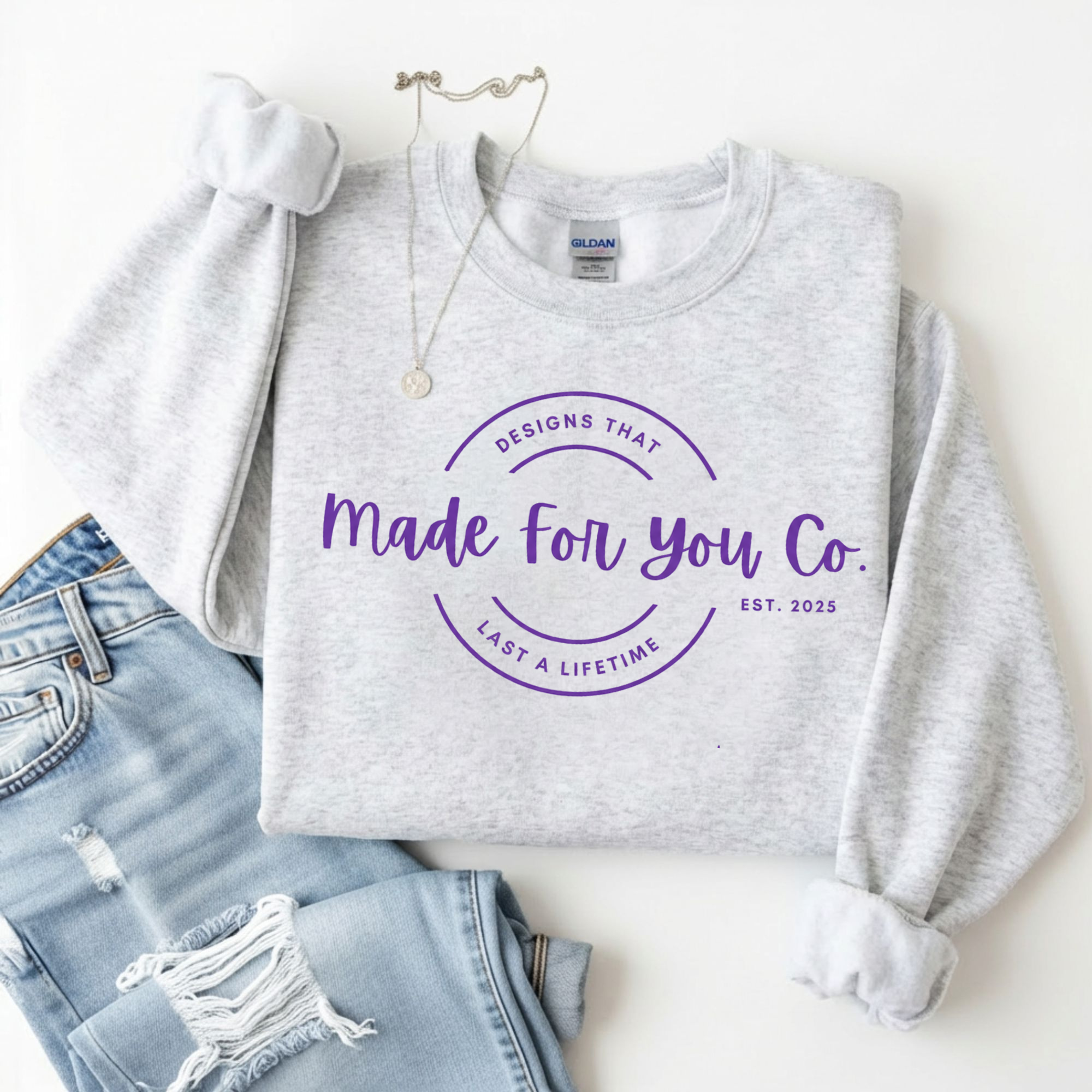 Gildan Ash Crewneck LOGO SWEATSHIRT
