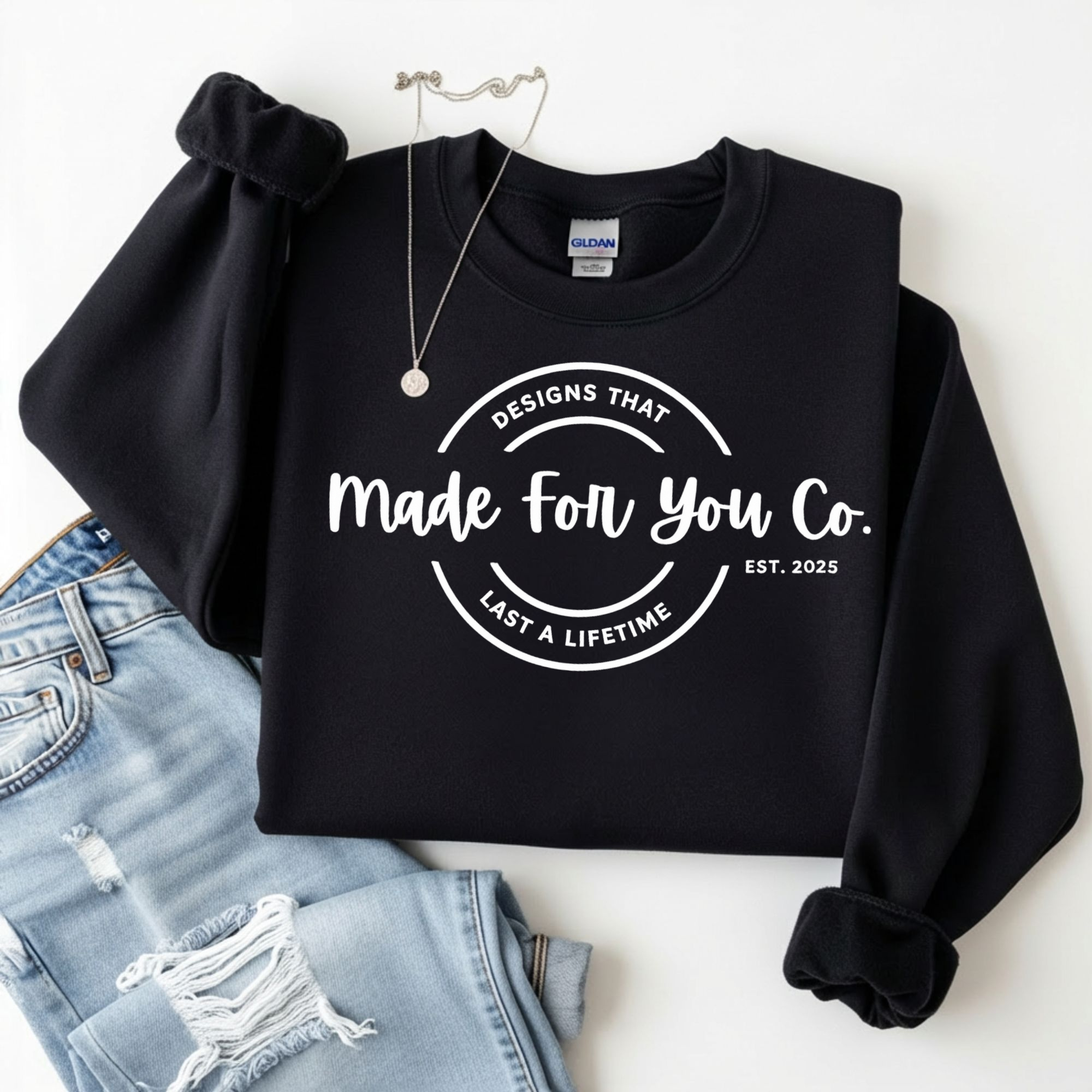 Gildan Black Crewneck LOGO SWEATSHIRT